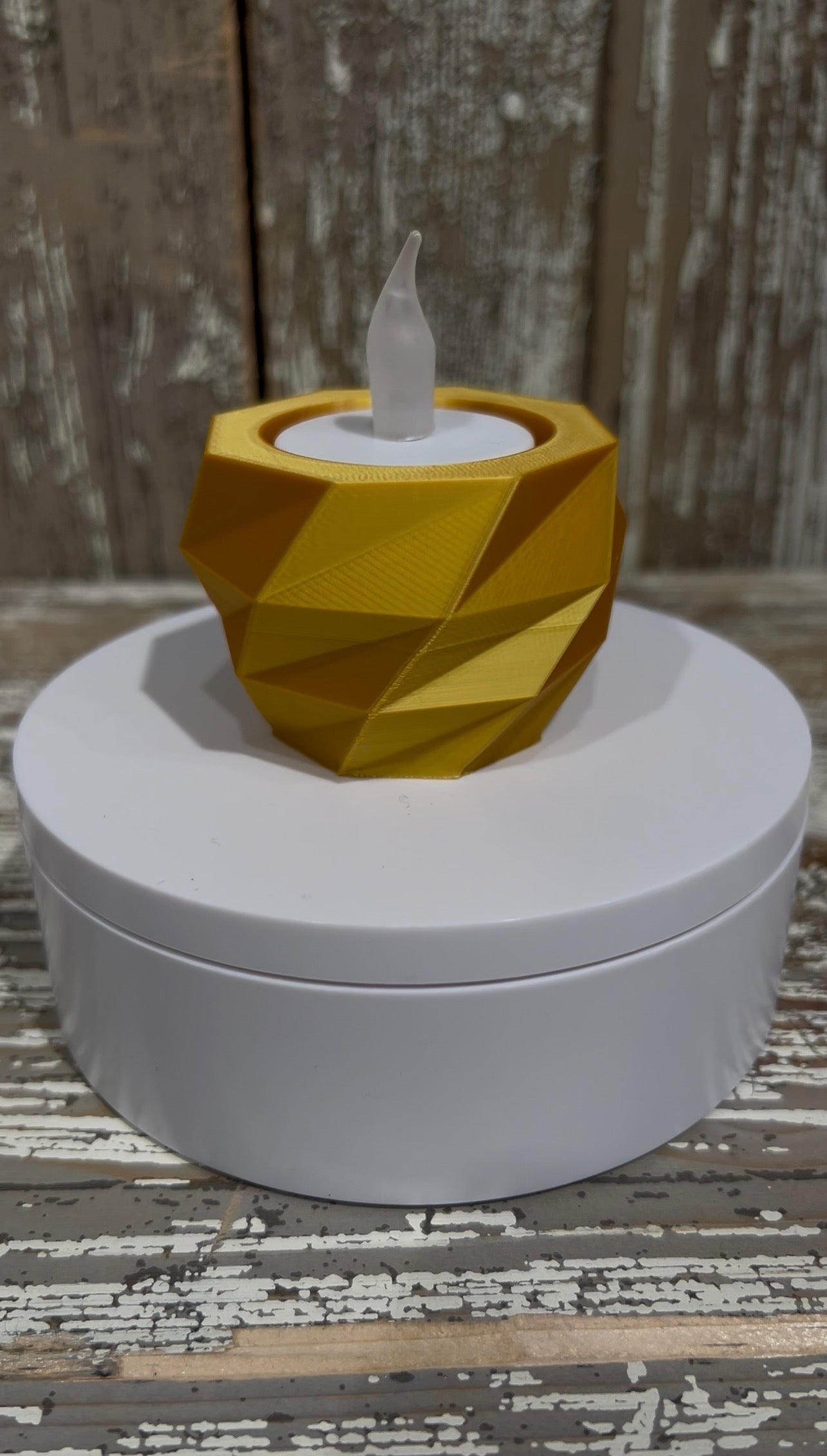 Low-Poly-Teelicht